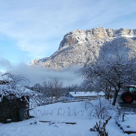 Le Gite De La Maison Soleil, Entre Lac Et Montagne Alex Exterior foto