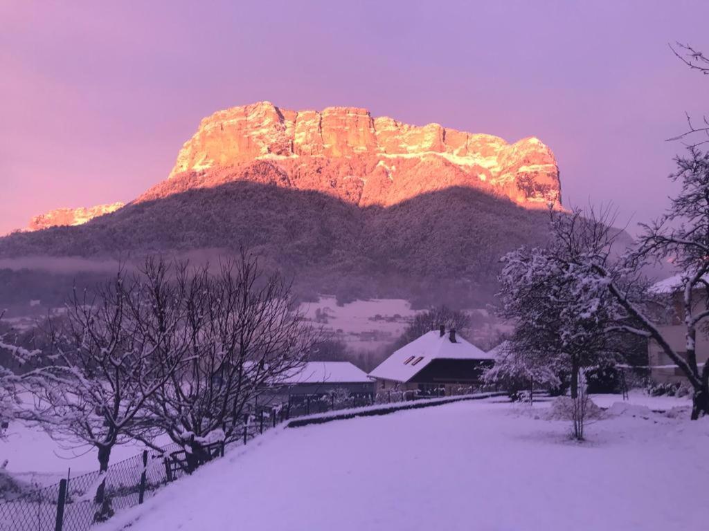 Le Gite De La Maison Soleil, Entre Lac Et Montagne Alex Exterior foto